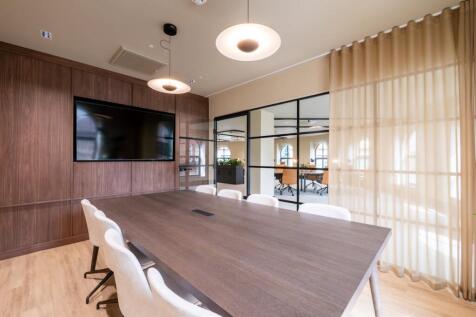Clarence House  3rd Floor  03.jpg