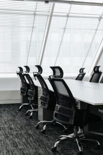 CLOSE UP CHAIR .jpg
