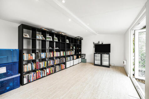 Property Image 18