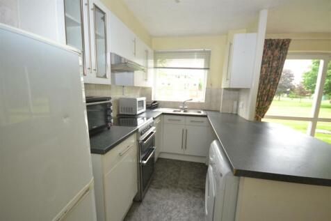 3299 - 44 Epping Green kit.JPG