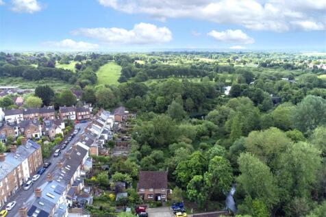a7-Roverside-Court-01.jpg