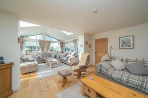 Lounge into Orangery