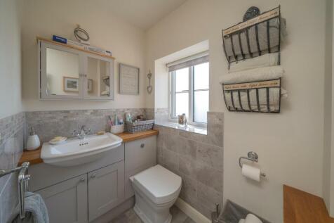 Ensuite Shower room