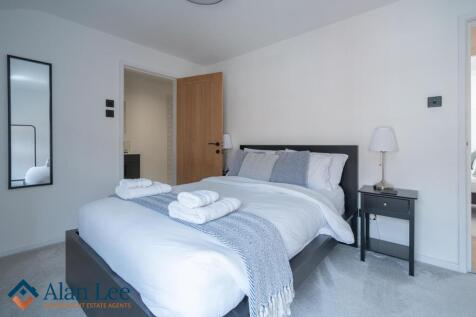 Bed One (Top floor)