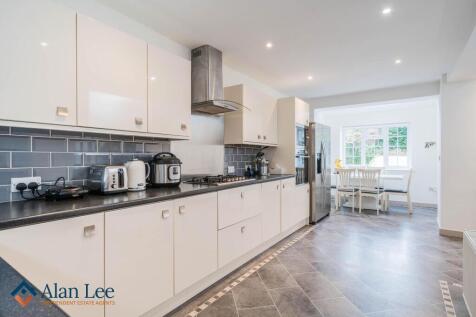 Open Plan Family Dining Kitchen
