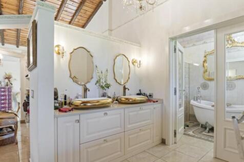 Property Image 44