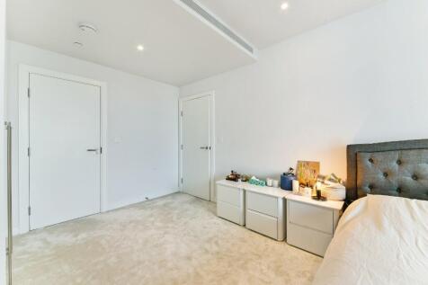 Ensuite Bedroom 2
