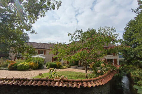 Property Image 4