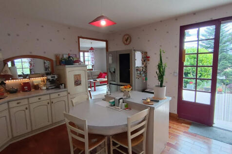Property Image 4