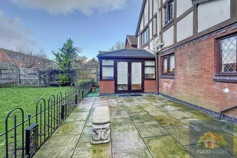 Courtyard / Garden