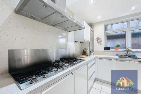 Private Living Kitchen
