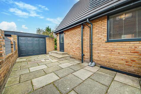 Driveway &amp; Garage