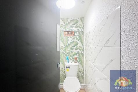 WC Cloakroom