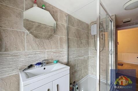 Bathroom 3