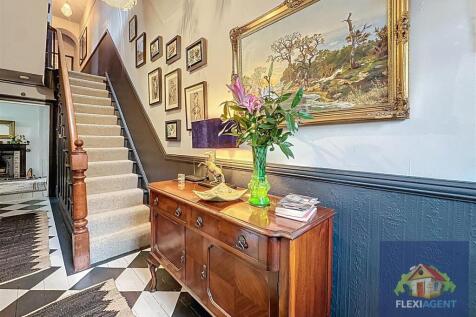 Hallway/Stairs