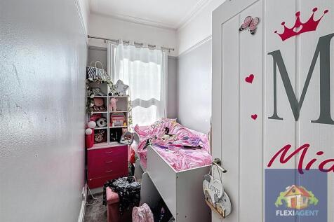 Flat 2 Bedroom