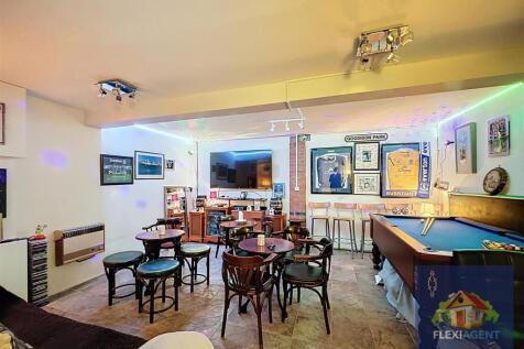 Games Room/Bar