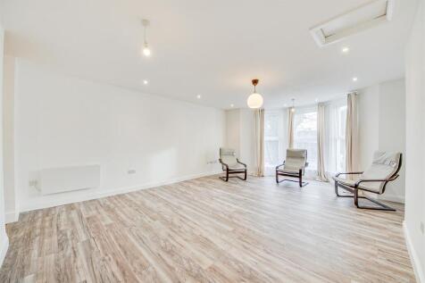 Living Room/Diner