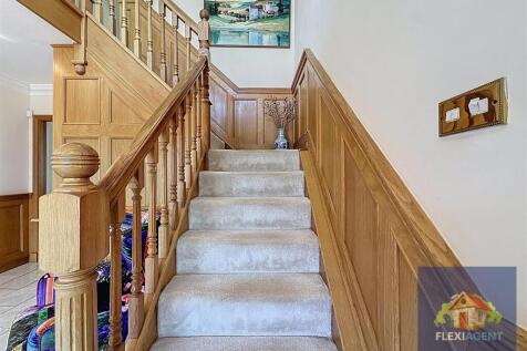 Bespoke Grand Staircase