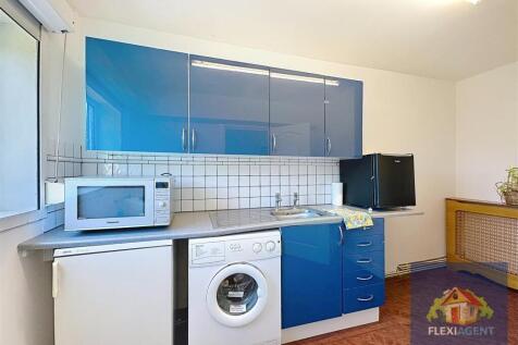 Kitchen / Utility Room