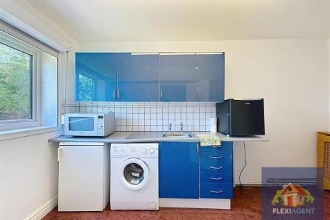 Kitchen / Utility Room