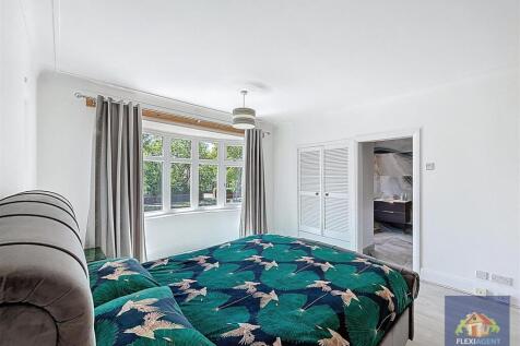 Mater Bed