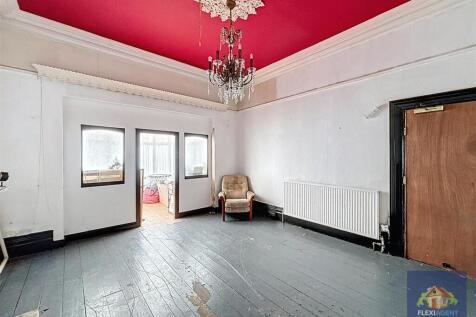 Ground Floor Lounge