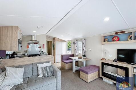Kitchen/Lounge