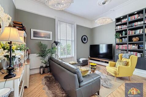 Kitchen/Lounge