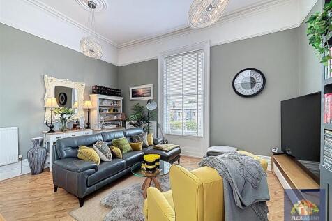 Kitchen/Lounge