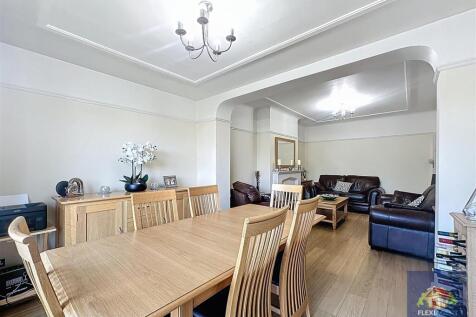 Dining / Kitchen