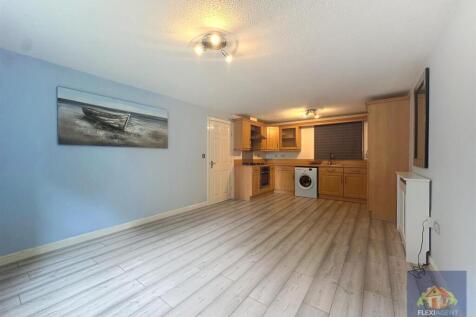 Living/Kitchen