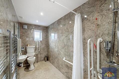Bed 02 En Suite