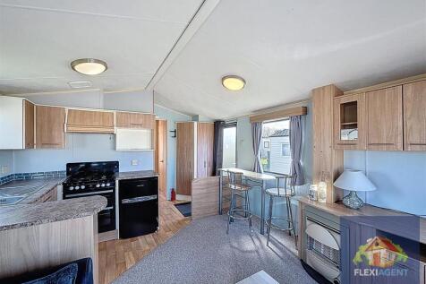 Living/Kitchen