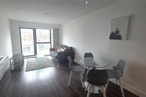 Living / Dining