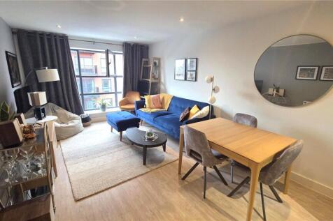 Living / Dining