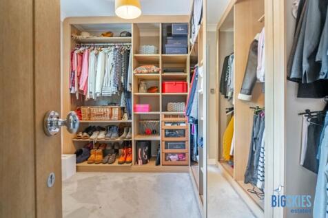 Dressing Room 