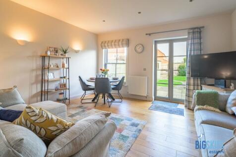 Sitting Dining Room