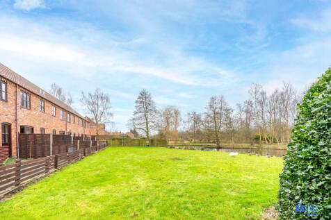 Communal Grounds