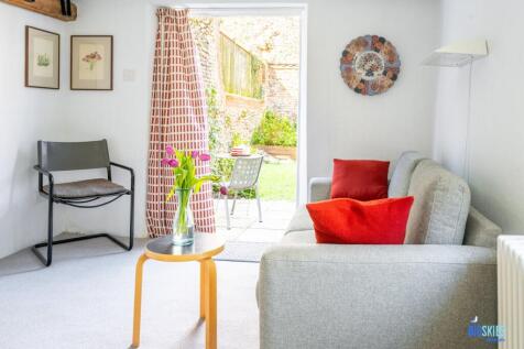 Sitting / Dining Room