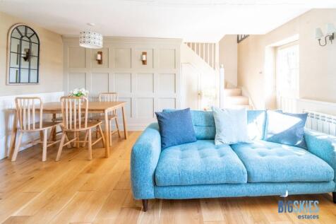 Sitting and Dining Room