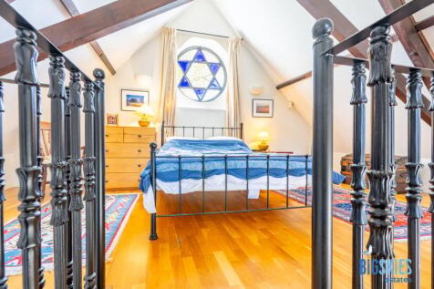 Mezzanine Bedroom