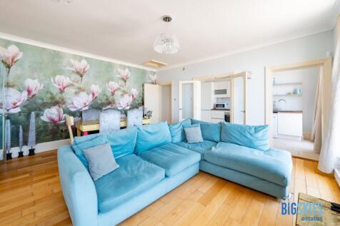 Open Plan Sitting - Dining Room