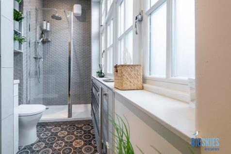 Bed Two Ensuite