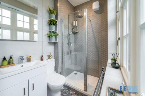 Bed Two Ensuite