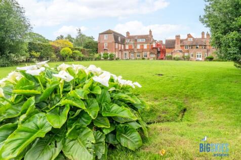 Communal Garden.