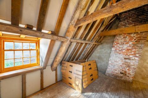 Loft Room / Bedroom 5