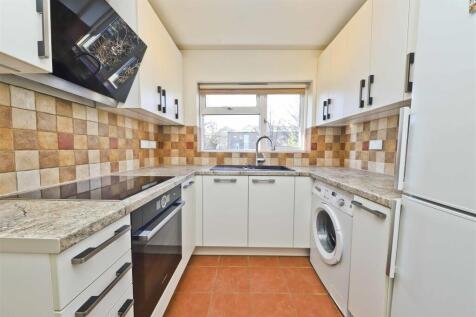 8 Audley Court