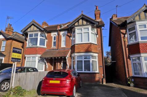 Pinner Hill Road