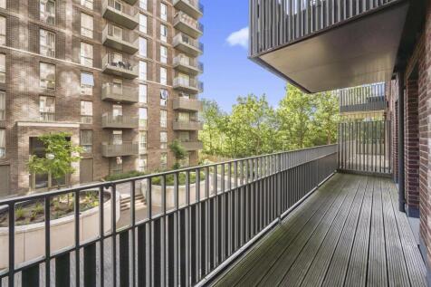 BALCONY2.jpg